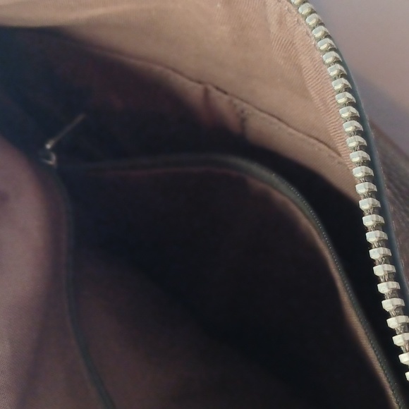 Fossil crossbody or handles bag leather brown zip top and side back pocket - Picture 6 of 12